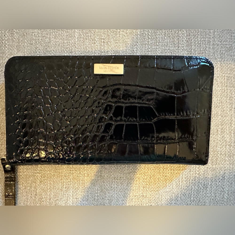 Kate Spade Patten Leather Large Wallet